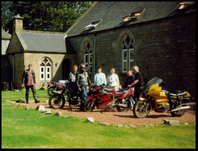 640x486 pixels (145K)